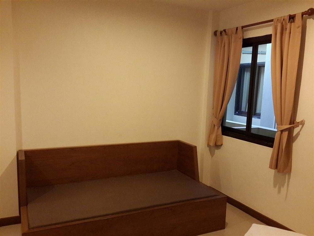 होटल Nathon Residence Hotel 2*